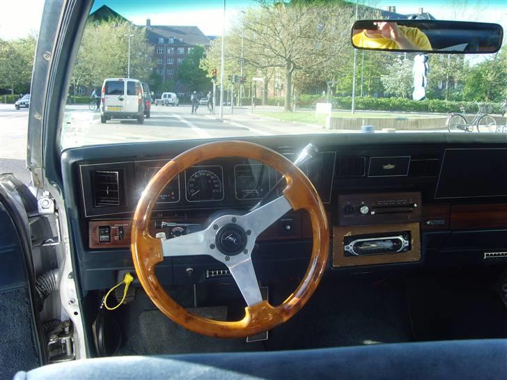 Chevrolet Caprice Brougham/SOLGT billede 2