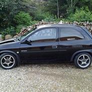 Opel Corsa B 1.4 16v Sport