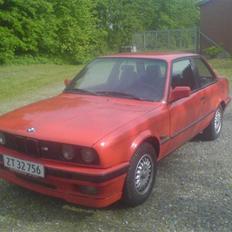 BMW e30 318is solgt 