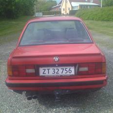 BMW e30 318is solgt 