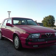 Alfa Romeo 75 3.0 V6 QV