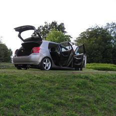 Toyota Corolla 1,8 T-Sport SOLGT