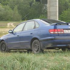 Toyota carina e