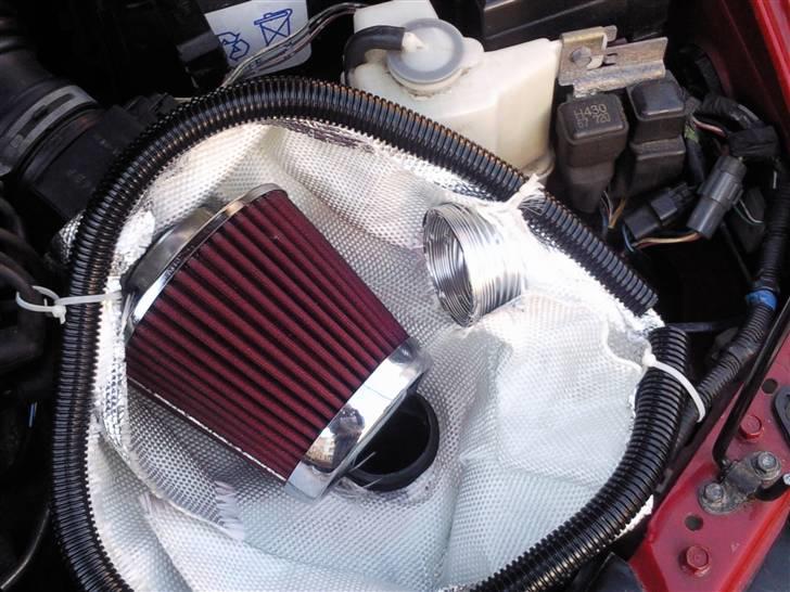 Mazda 323F 1.8  billede 9