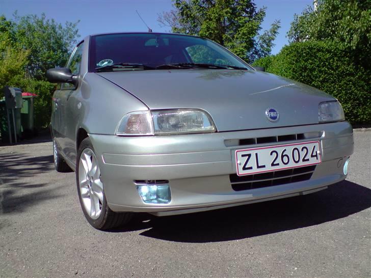 Fiat Punto 1,2 8v - Skal ha malet spejlene sammen skørterne når de kommer billede 12