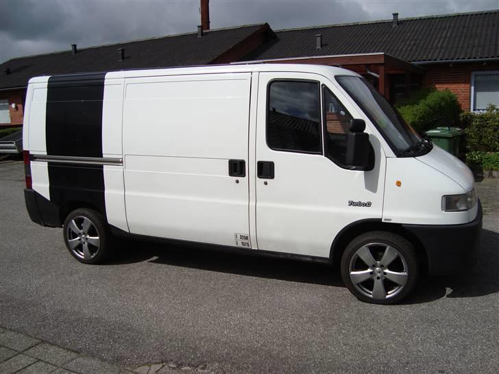 Peugeot Boxer 2.5 TD billede 1
