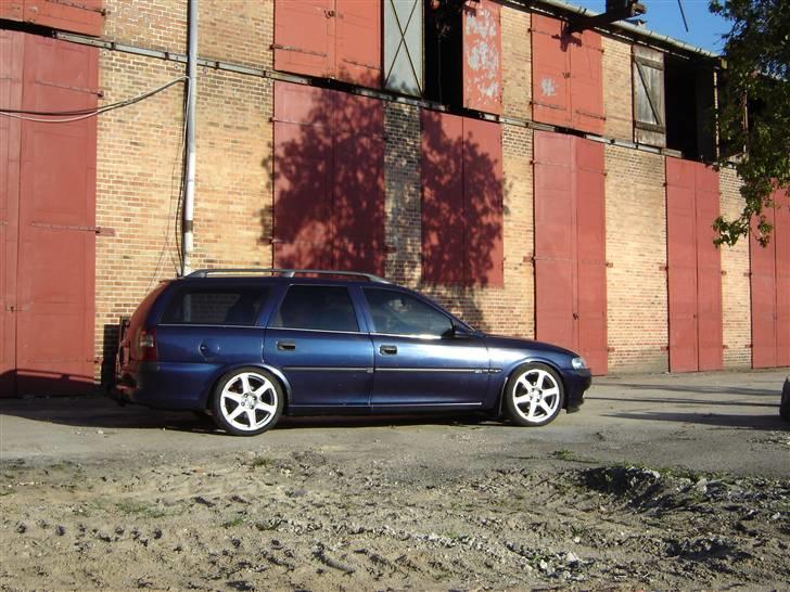 Opel Vectra B St.c Solgt billede 2