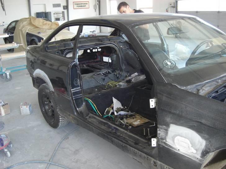 BMW E36 325i  Coupé SOLGT billede 4