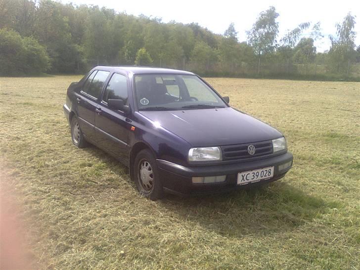 VW Vento 1.8 CL (Solgt) billede 3