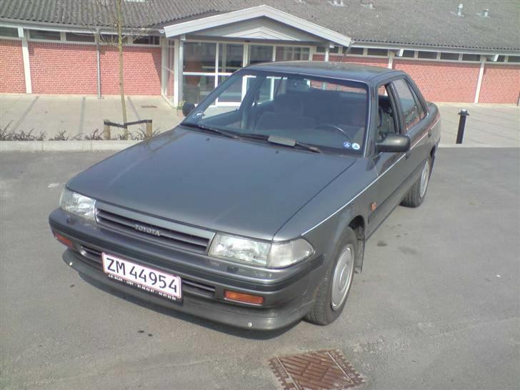 Toyota Carina 2.0 GLI ( SOLGT ) billede 1