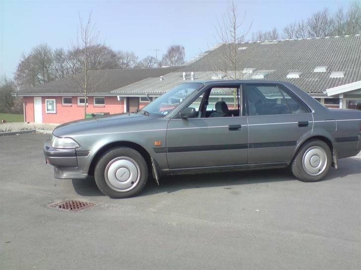 Toyota Carina 2.0 GLI ( SOLGT ) billede 3