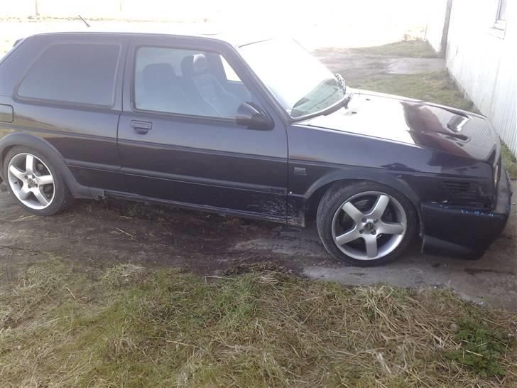 VW golf 2 gti 16v..SOL - som den stod da jeg fik den.. lidt er der da sket.. billede 20