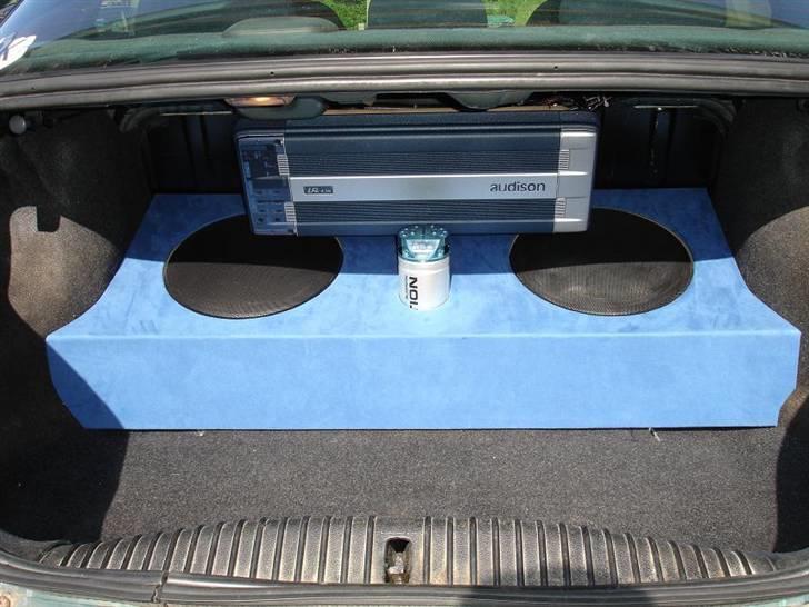 Ford Mondeo 1.8i flair (SKROTTET) billede 10