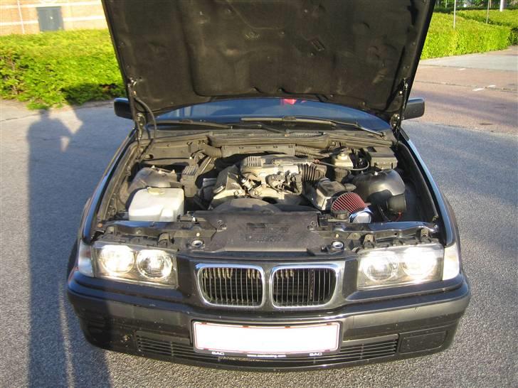 BMW 318i Touring -=Byttet=- billede 2