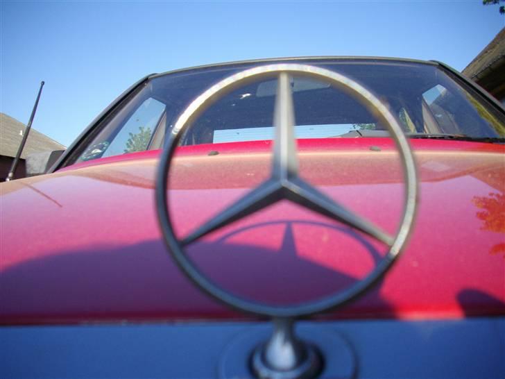 Mercedes Benz 200D   SOLGT billede 6