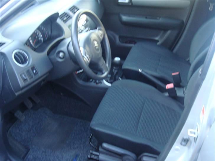 Suzuki swift billede 6