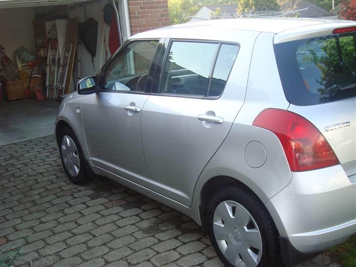 Suzuki swift billede 11
