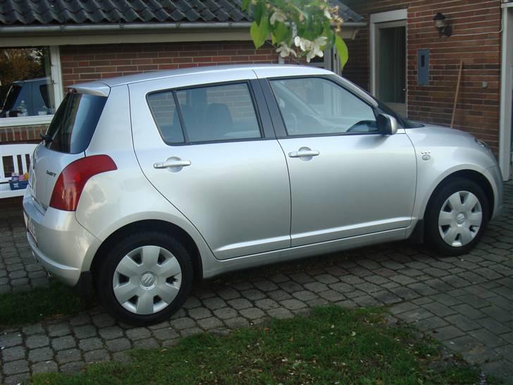 Suzuki swift billede 14