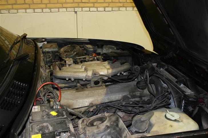 BMW E30 320i billede 5