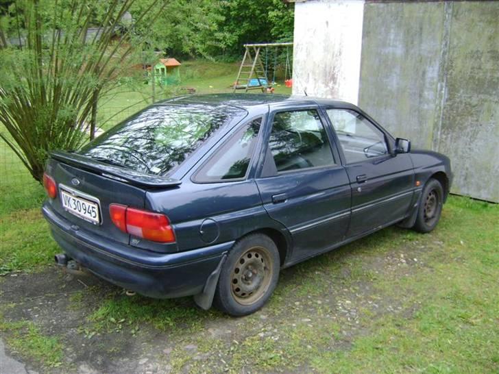 Ford Escort Sport*Solgt*3000kr billede 3