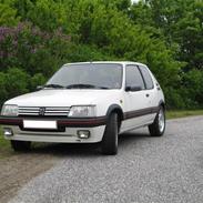 Peugeot 205 Gti