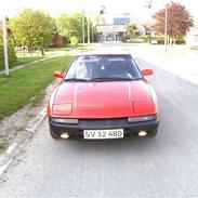 Mazda 323F Total Skadet ! 