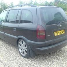 Opel Zafira 2.0 DTI 16v