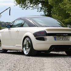 Audi TT Quattro "Creamy"