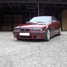 BMW E36 325i solgt