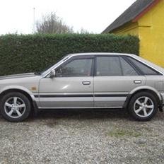 Nissan bluebird sgx solgt