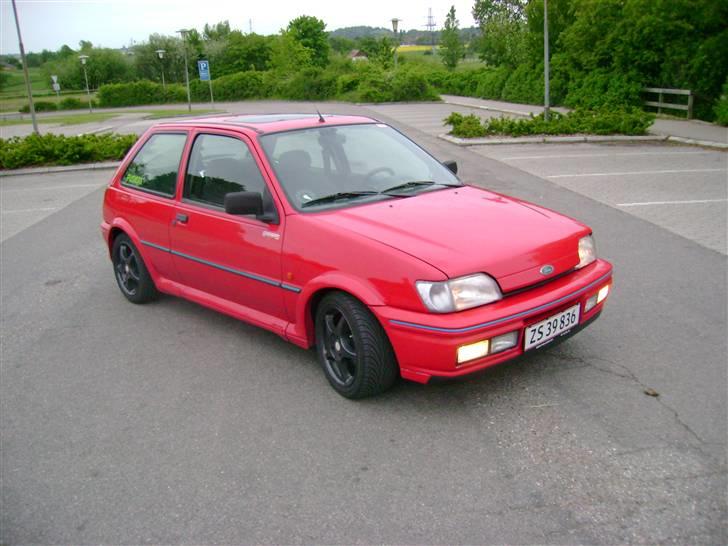 Ford Fiesta XR2I SOLGT! billede 14