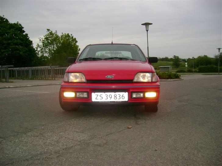 Ford Fiesta XR2I SOLGT! billede 15