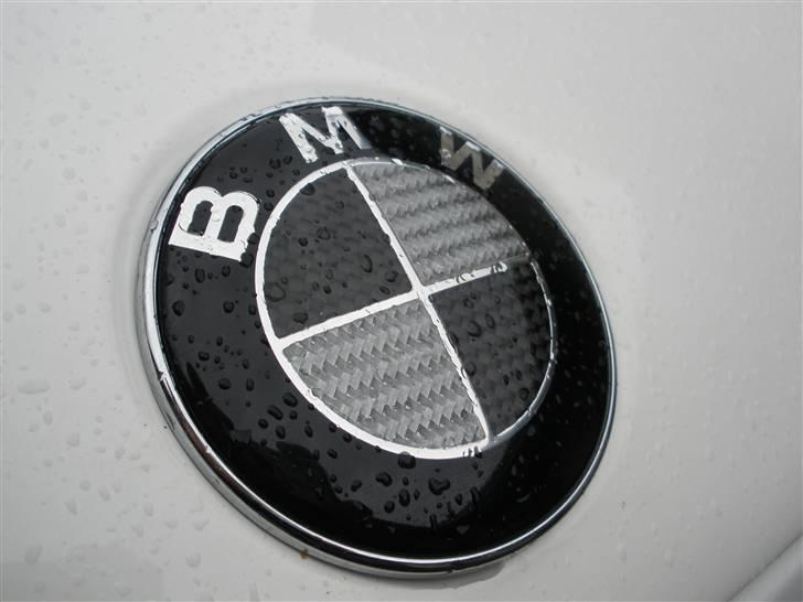 BMW 320I E36 - Carbon bmw emblem. Lækker detalje billede 7