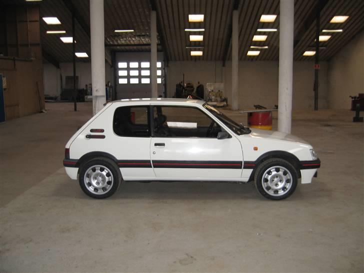 Peugeot 205 Gti billede 14