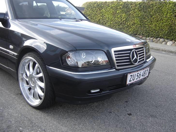 Mercedes Benz C220D SOLGT billede 15