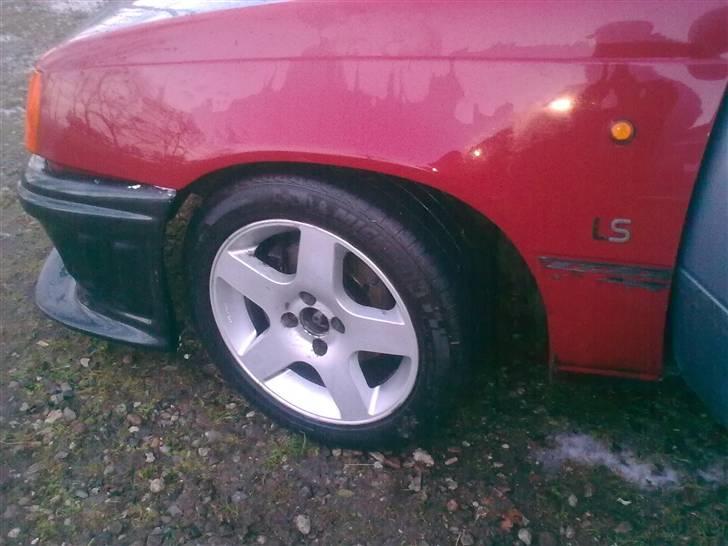 Opel kadett batmobil solgt billede 4