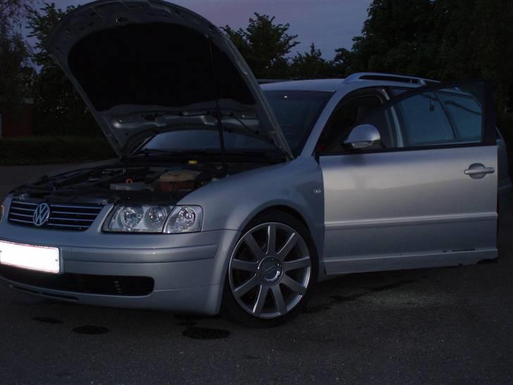 VW Passat 3B SOLGT billede 3