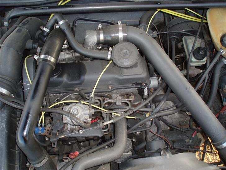 VW Caddy 1.6 TD BYTTET billede 18