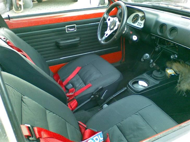 Opel kadett c coupé SOLGT - sat ny betræk på sæderne og efterladt nakke støtterne billede 5