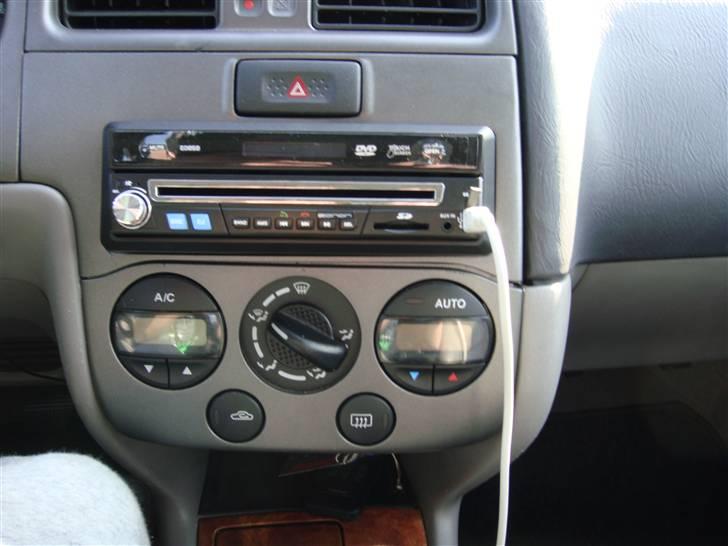 Nissan primera Elegance billede 6