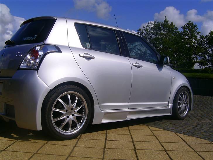 Suzuki swift billede 5