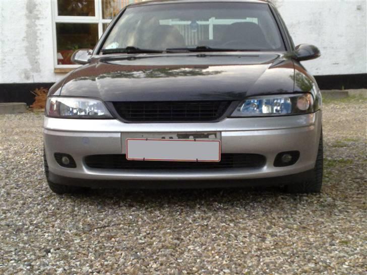 Opel  !BYTTET!        - Med den nye facelifted forkofanger... Skal males... billede 15