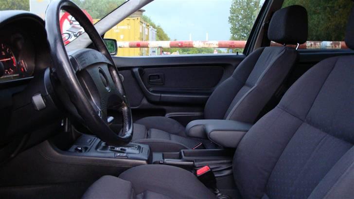 BMW E36 Compact 316i AUT billede 4