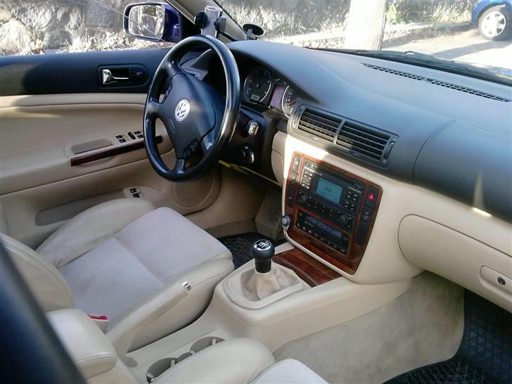 VW passat 1.9TDI 130HK 6GEAR billede 2