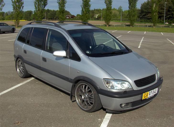 Opel Zafira (solgt) billede 1