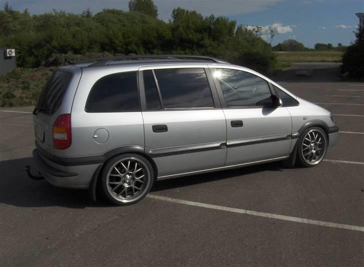 Opel Zafira (solgt) billede 2