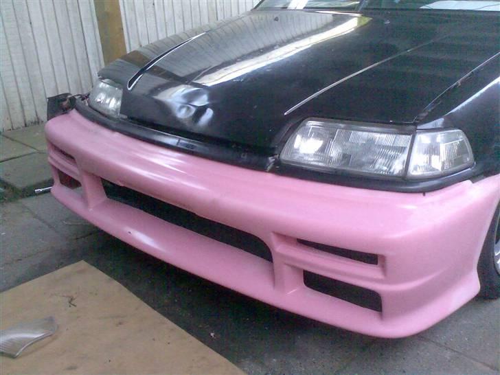 Honda Civic #Skralderkassen# - prøvemontering... dyrk lige den funky farve kofangeren er leveret med fra butikken!!! billede 13