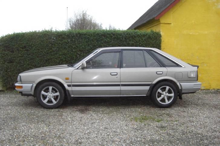 Nissan bluebird sgx solgt billede 2
