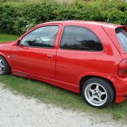 Opel corsa b 1.4 16v sport  