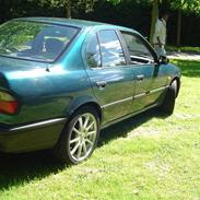 Nissan primera  SOLGT!!!!!